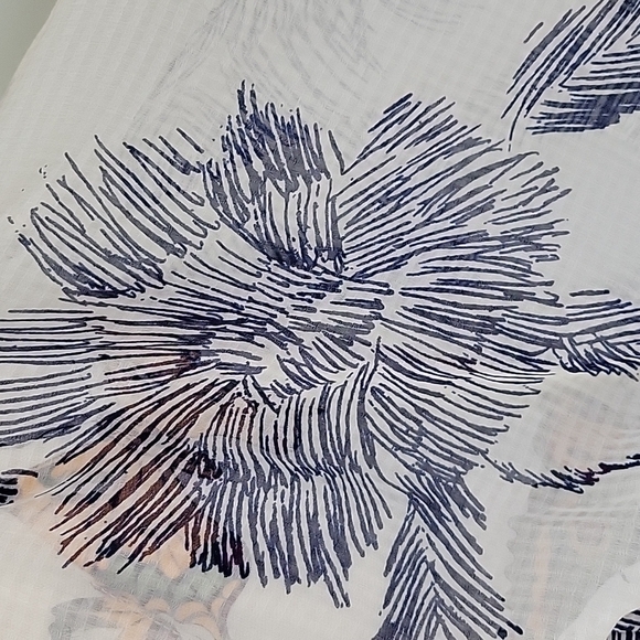 Lovestitch tropical blue and white maxi dress in size small. - Picture 8 of 10